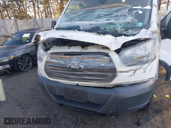 2018 Ford Transit с VIN 1FTYR2DM2JKA73863, выставлен на аукционе IAAI как лот 41656343 с пробегом 120 635 миль миль и . История ставок и продаж доступна на DreamBid. Изображение 6.