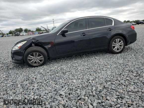 2015 Infiniti Q40 with VIN JN1CV6AP6FM501329, listed as a Copart auction lot 52228975 with 106,941 mi miles and Salvage Title. Bid and sale history available at carsss.com. Image 1.