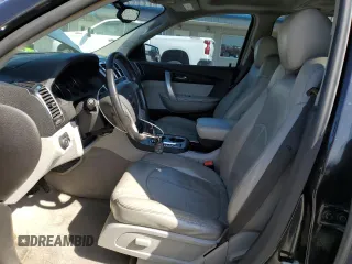 2008 GMC Acadia SLT1 z VIN 1GKEV23788J214546, wystawiony jako Copart lot #52811385 z przebiegiem 146 714 mil mil oraz Szkoda całkowita • Salvage title. Historia ofert i sprzedaży dostępna na DreamBid. Obrazek 7.
