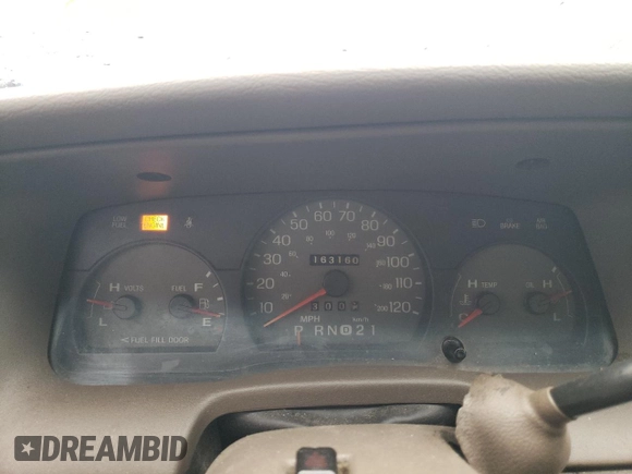1999 Mercury Grand Marquis LS с VIN 2MEFM75W9XX701991, выставлен на аукционе Copart как лот 58388085 с пробегом 163 160 миль миль и Списание • Salvage title. История ставок и продаж доступна на DreamBid. Изображение 9.