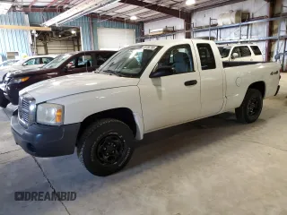 2007 Dodge Dakota ST z VIN 1D7HW22K17S119031, wystawiony jako Copart lot #50786795 z przebiegiem 117 147 mil mil oraz Szkoda całkowita • Salvage title. Historia ofert i sprzedaży dostępna na DreamBid. Obrazek 1.
