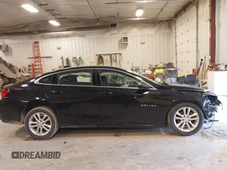 2018 Chevrolet Malibu LT with VIN 1G1ZD5ST4JF242300, listed as a IAAI auction lot 41812034 with 121,769 mi miles. Bid and sale history available at carsss.com. Image 13.
