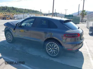 2018 Porsche Macan with VIN WP1AA2A51JLB21481, listed as a IAAI auction lot 42750163 with 29,339 mi miles and . Bid and sale history available at DreamBid. Image 3.