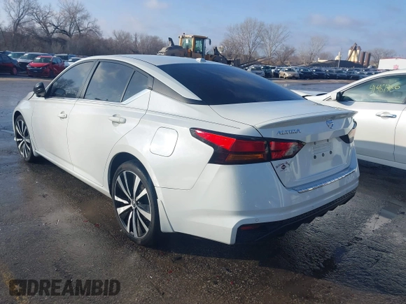 2021 Nissan Altima SR with VIN 1N4BL4CV6MN416924, listed as a IAAI auction lot 41503293 with 86,146 mi miles and . Bid and sale history available at carsss.com. Image 3.