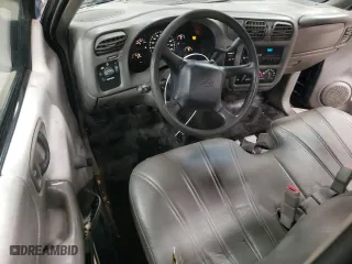 2000 Chevrolet S-10 LS with VIN 1GCCS1456YK266190, listed as a Copart auction lot 86311344 with 82,716 mi miles and Clean Title. Bid and sale history available at carsss.com. Image 8.