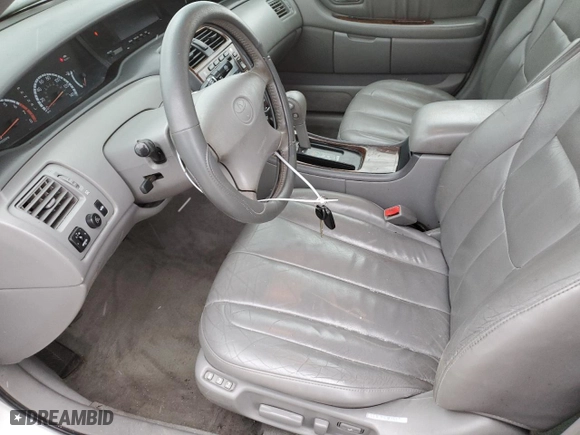 2001 Toyota Avalon XL w/Bucket Seats with VIN 4T1BF28B01U138751, listed as a Copart auction lot 44849165 with 225,082 mi miles and Clean Title. Bid and sale history available at carsss.com. Image 7.