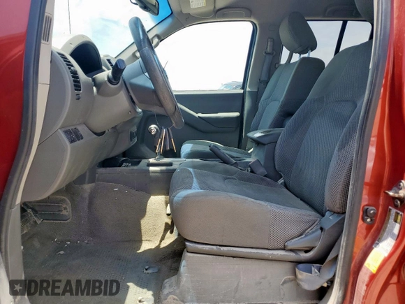 2014 Nissan Frontier SV z VIN 1N6AD0ERXEN721482, wystawiony jako Copart lot #59859355 z przebiegiem 83 871 mil mil oraz Czysty tytuł • Clean title. Historia ofert i sprzedaży dostępna na DreamBid. Obrazek 7.