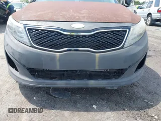 2015 Kia Optima EX z VIN 5XXGN4A79FG373483, wystawiony jako IAAI lot #42514913 z przebiegiem 246 487 mil mil oraz . Historia ofert i sprzedaży dostępna na DreamBid. Obrazek 12.
