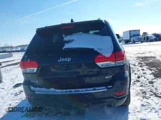 2015 Jeep Grand Cherokee Overland z VIN 1C4RJFCG3FC726748, wystawiony jako IAAI lot #41369715 z przebiegiem 120 905 mil mil oraz . Historia ofert i sprzedaży dostępna na DreamBid. Obrazek 16.
