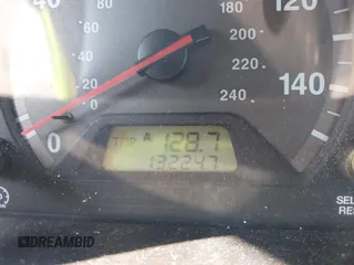 2001 Honda Accord EX с VIN 1HGCG22581A001018, выставлен на аукционе IAAI как лот 42104460 с пробегом 132 247 миль миль и . История ставок и продаж доступна на DreamBid. Изображение 15.