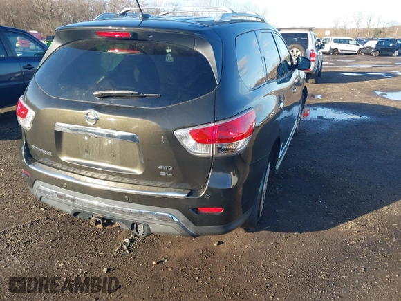 2015 Nissan Pathfinder Platinum z VIN 5N1AR2MM4FC612742, wystawiony jako IAAI lot #41828365 z przebiegiem 132 658 mil mil oraz . Historia ofert i sprzedaży dostępna na DreamBid. Obrazek 17.