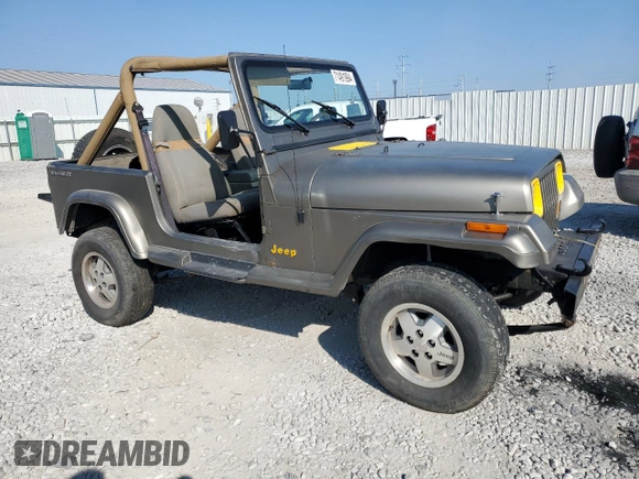 1988 Jeep Wrangler Sahara with VIN 2BCCV8121JB525518, listed as a Copart auction lot 71491994 with 252,317 mi miles and Salvage Title. Bid and sale history available at carsss.com. Image 4.