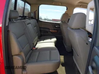 2017 GMC Sierra 1500 SLT z VIN 3GTU2NEC3HG504531, wystawiony jako IAAI lot #41655455 z przebiegiem 46 537 mil mil oraz . Historia ofert i sprzedaży dostępna na DreamBid. Obrazek 8.