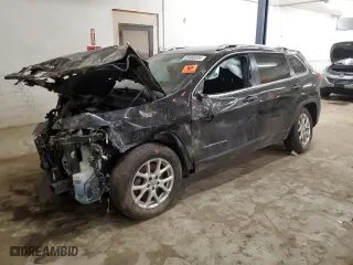 2016 Jeep Cherokee Altitude with VIN 1C4PJMCB8GW269712, listed as a Copart auction lot 85468334 with 107,136 mi miles and Non Repairable. Bid and sale history available at carsss.com. Image 1.