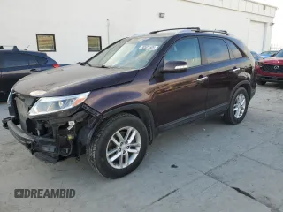 2014 Kia Sorento LX with VIN 5XYKT4A71EG530322, listed as a Copart auction lot 88501505 with 73,887 mi miles and Salvage Title. Bid and sale history available at carsss.com. Image 1.