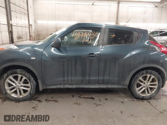 2011 Nissan Juke SL with VIN JN8AF5MV7BT026204, listed as a IAAI auction lot 41476430 with 104,354 mi miles. Bid and sale history available at carsss.com. Image 15.