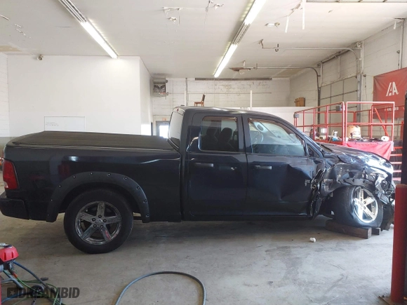 2013 Ram 1500 Tradesman with VIN 1C6RR7FT6DS522091, listed as a IAAI auction lot 41758694 with 224,367 mi miles. Bid and sale history available at carsss.com. Image 12.