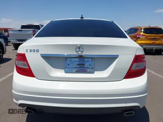 2011 Mercedes-Benz C 300 Sport z VIN WDDGF5EB3BR168224, wystawiony jako IAAI lot #42629358 z przebiegiem 134 692 mil mil oraz . Historia ofert i sprzedaży dostępna na DreamBid. Obrazek 17.
