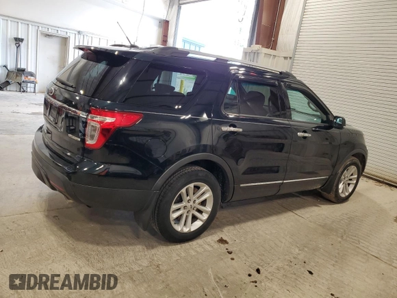 2014 Ford Explorer XLT z VIN 1FM5K7D83EGA48014, wystawiony jako Copart lot #61560045 z przebiegiem 141 354 mil mil oraz Nie do naprawy • Non repairable. Historia ofert i sprzedaży dostępna na DreamBid. Obrazek 3.