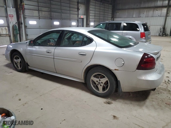 2004 Pontiac Grand Prix GT2 with VIN 2G2WS522441110516, listed as a Copart auction lot 87437524 with 267,048 mi miles and Salvage Title. Bid and sale history available at carsss.com. Image 2.