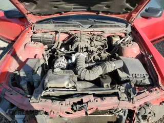2008 Ford Mustang Deluxe z VIN 1ZVHT80NX85126043, wystawiony jako Copart lot #47953715 z przebiegiem 213 529 mil mil oraz Szkoda całkowita • Salvage title. Historia ofert i sprzedaży dostępna na DreamBid. Obrazek 11.
