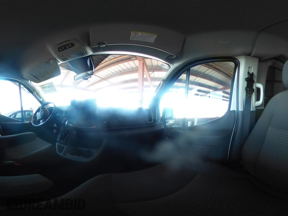 2024 Ford Transit Passenger XL z VIN 1FBAX2CG2RKA75017, wystawiony jako IAAI lot #42463080 z przebiegiem 20 185 mil mil oraz . Historia ofert i sprzedaży dostępna na DreamBid. Obrazek 20.