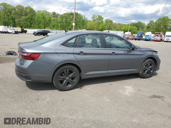2022 Volkswagen Jetta SE with VIN 3VW7M7BU2NM013040, listed as a Copart auction lot 56342075 with 31,171 mi miles and Salvage title. Bid and sale history available at DreamBid. Image 3.