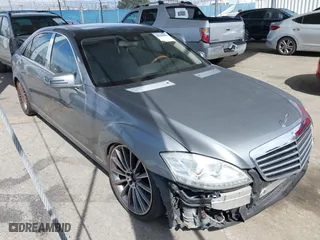 2013 Mercedes-Benz S-Class S 550 with VIN WDDNG7DB5DA505463, listed as a IAAI auction lot 41755841 with 122,517 mi miles. Bid and sale history available at carsss.com. Image 1.
