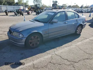 1999 BMW 3 Series 323i with VIN WBAAM3339XCA80486, listed as a Copart auction lot 50371435 with 133,847 mi miles and Clean Title. Bid and sale history available at carsss.com. Image 1.