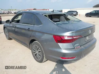 2021 Volkswagen Jetta S z VIN 3VWC57BU0MM093075, wystawiony jako IAAI lot #42067395 z przebiegiem 24 930 mil mil oraz . Historia ofert i sprzedaży dostępna na DreamBid. Obrazek 3.