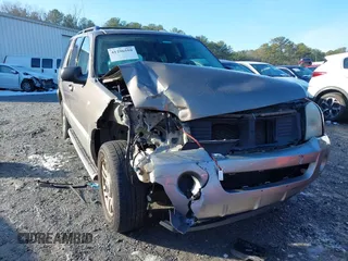 2003 Mercury Mountaineer Convenience with VIN 4M2DU66W93UJ19077, listed as a IAAI auction lot 41296559 with 164,143 mi miles. Bid and sale history available at carsss.com. Image 1.