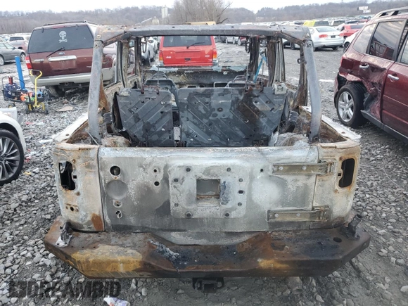 2007 Jeep Wrangler Unlimited Rubicon with VIN 1J4GA691X7L136438, listed as a Copart auction lot 85006784 with Not provided miles and Non repairable. Bid and sale history available at DreamBid. Image 6.