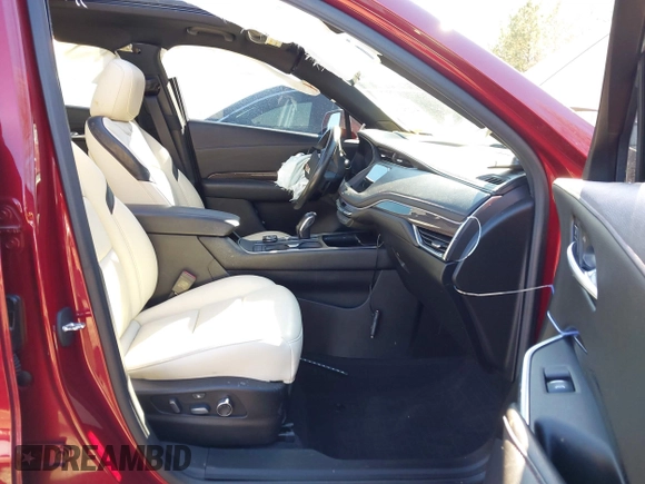 2019 Cadillac XT4 AWD Sport with VIN 1GYFZFR45KF166758, listed as a IAAI auction lot 41275920 with 78,972 mi miles. Bid and sale history available at carsss.com. Image 5.