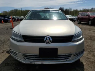 2011 Volkswagen Jetta SE z VIN 3VWDZ7AJ4BM316537, wystawiony jako Copart lot #55170355 z przebiegiem 185 265 mil mil oraz Czysty tytuł • Clean title. Historia ofert i sprzedaży dostępna na DreamBid. Obrazek 5.