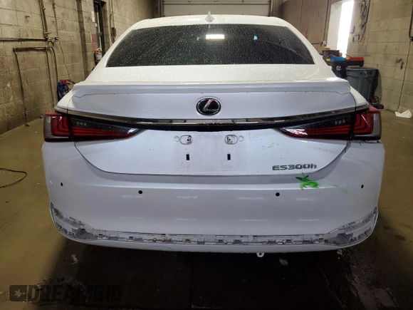 2024 Lexus ES with VIN 58ADA1C16RU042191, listed as a Copart auction lot 53578055 with 36,586 mi miles and Salvage Title. Bid and sale history available at carsss.com. Image 6.