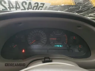 2000 Ford Mustang GT with VIN 1FAFP42X0YF257004, listed as a Copart auction lot 56424425 with 117,016 mi miles and Salvage Title. Bid and sale history available at DreamBid. Image 9.