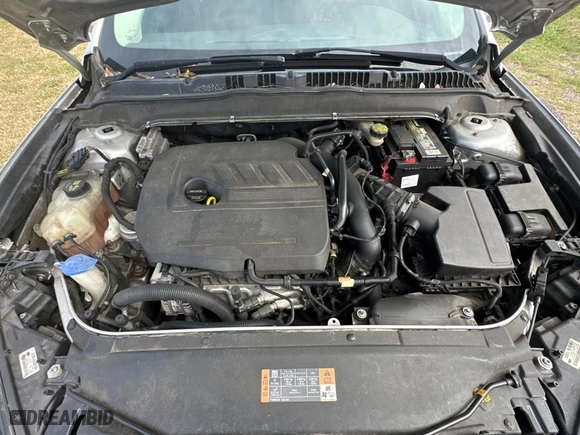 2014 Ford Fusion SE with VIN 3FA6P0HDXER214049, listed as a Copart auction lot 76800424 with 203,921 mi miles and Clean Title. Bid and sale history available at carsss.com. Image 7.