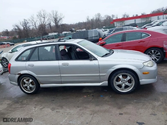 2002 Mazda Protege5 with VIN JM1BJ246221563595, listed as a IAAI auction lot 41796425 with 184,103 mi miles. Bid and sale history available at carsss.com. Image 12.