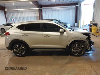 2019 Hyundai Tucson Ultimate with VIN KM8J3CAL8KU995978, listed as a IAAI auction lot 41105208 with 108,268 mi miles. Bid and sale history available at carsss.com. Image 14.