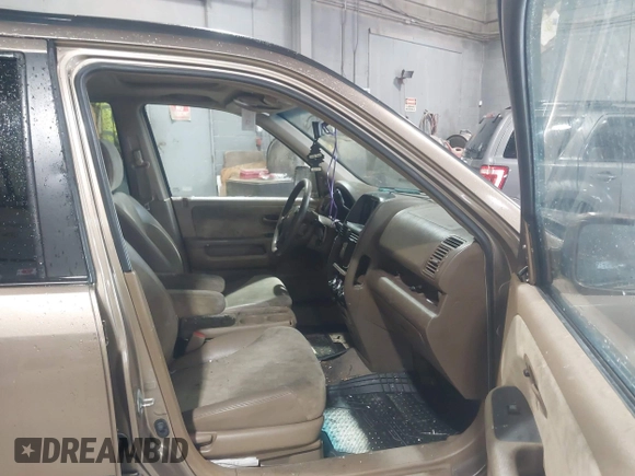 2004 Honda CR-V EX with VIN SHSRD78864U230415, listed as a IAAI auction lot 42205876 with 255,154 mi miles and . Bid and sale history available at carsss.com. Image 5.