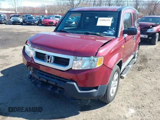 2011 Honda Element EX with VIN 5J6YH2H7XBL002519, listed as a IAAI auction lot 41886519 with 209,606 mi miles and . Bid and sale history available at DreamBid. Image 6.