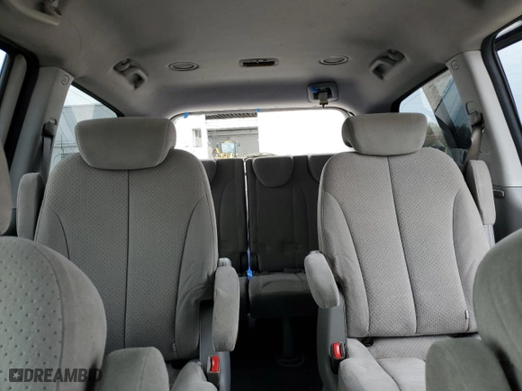 2008 Hyundai Entourage GLS with VIN KNDMC233786046573, listed as a Copart auction lot 51622795 with 173,321 mi miles and Salvage Title. Bid and sale history available at carsss.com. Image 10.