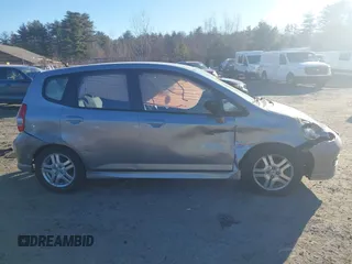 2007 Honda Fit Sport with VIN JHMGD37627S041628, listed as a IAAI auction lot 41102156 with 258,360 mi miles. Bid and sale history available at carsss.com. Image 13.