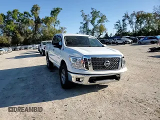 2018 Nissan Titan SV with VIN 1N6AA1E6XJN537139, listed as a Copart auction lot 49924305 with 61,835 mi miles and Salvage Title. Bid and sale history available at carsss.com. Image 10.