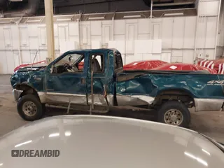 2000 Ford F-250 XL with VIN 1FTNX21F5YEE22098, listed as a IAAI auction lot 40899007 with 254,361 mi miles and . Bid and sale history available at DreamBid. Image 15.