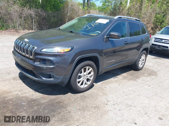 2016 Jeep Cherokee Latitude with VIN 1C4PJMCB0GW187750, listed as a IAAI auction lot 42246831 with 109,537 mi miles and . Bid and sale history available at DreamBid. Image 17.