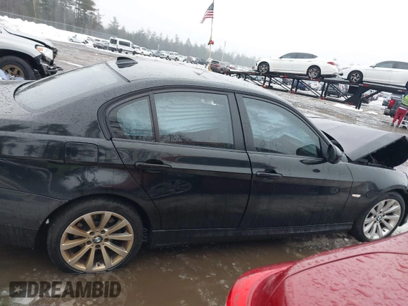 2011 BMW 3 Series 328i xDrive with VIN WBAPK5G50BNN30740, listed as a IAAI auction lot 41680514 with 117,566 mi miles and . Bid and sale history available at DreamBid. Image 13.