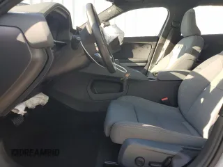 2023 Polestar 2 z VIN YSMEG3KA4PL135763, wystawiony jako Copart lot #57018415 z przebiegiem Nie podano mil oraz Nie do naprawy. Historia ofert i sprzedaży dostępna na DreamBid. Obrazek 7.