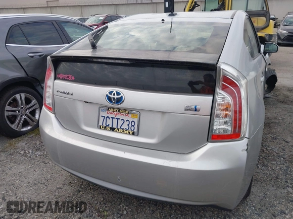 2013 Toyota Prius One with VIN JTDKN3DU8D5695331, listed as a IAAI auction lot 41717067 with 142,650 mi miles. Bid and sale history available at carsss.com. Image 17.