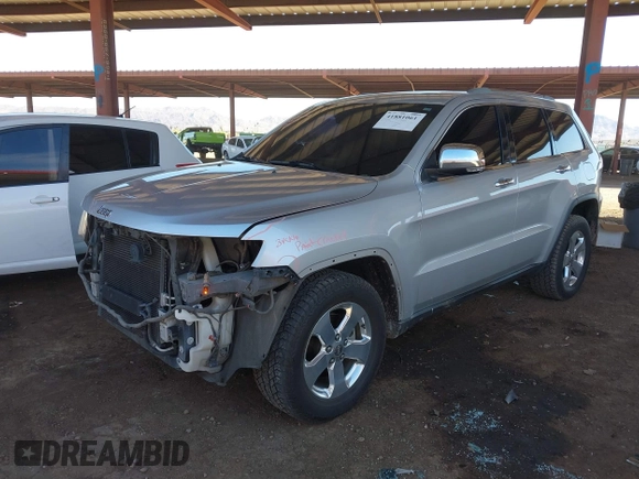 2012 Jeep Grand Cherokee Limited with VIN 1C4RJEBG7CC227488, listed as a IAAI auction lot 41881061 with 185,327 mi miles. Bid and sale history available at carsss.com. Image 2.